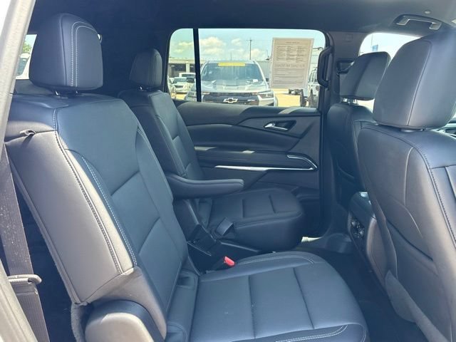 Used 2026 Summit White Chevrolet LT image 21