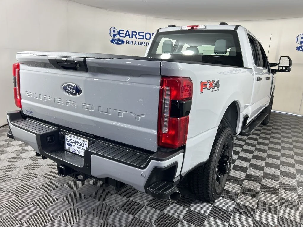 2026 Ford F-250 Super Duty XL - Photo 8