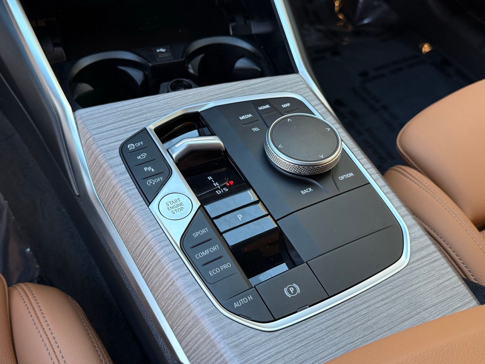 2026 BMW 3 Series 330i - Photo 25