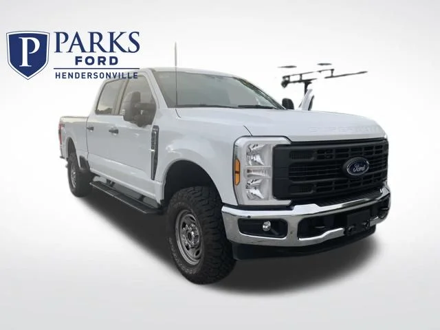 Used 2024 White Ford XL image 1