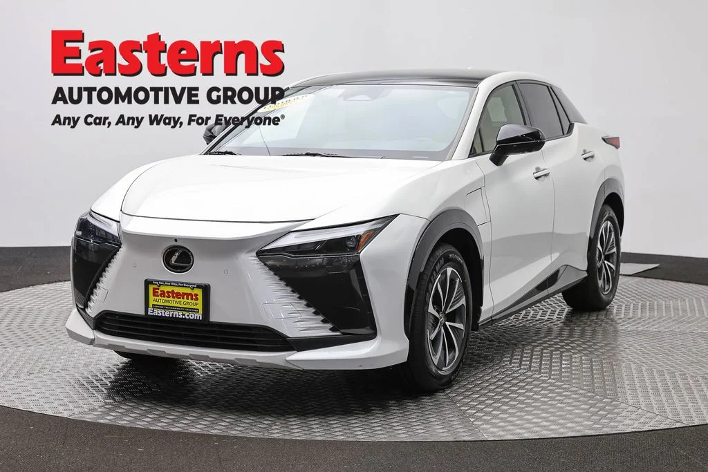 Used 2023 White Lexus 450e Premium image 1