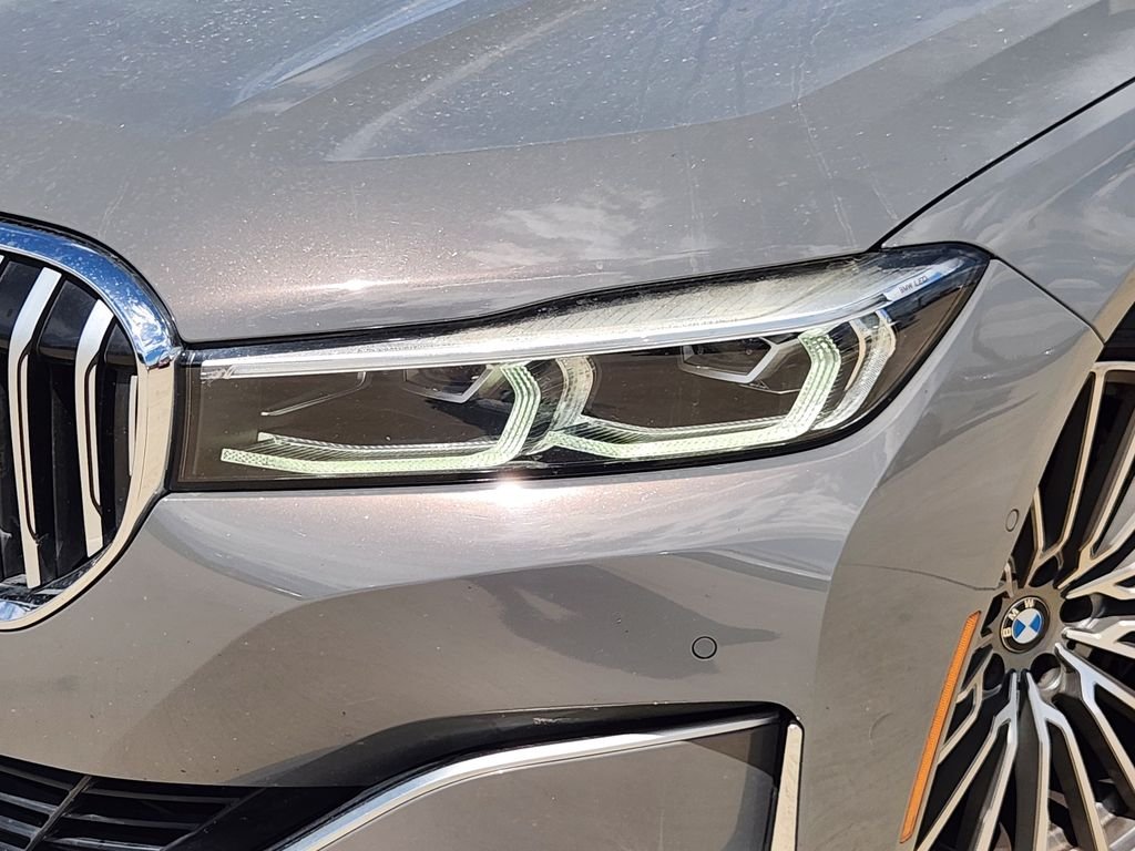 Used 2022 Bernina Grey Amber Effect Metallic BMW 740i image 10