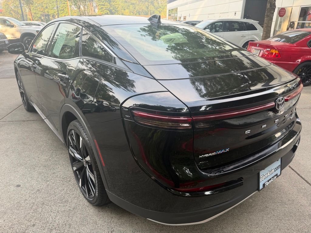 Used 2023 Black Toyota Platinum image 6