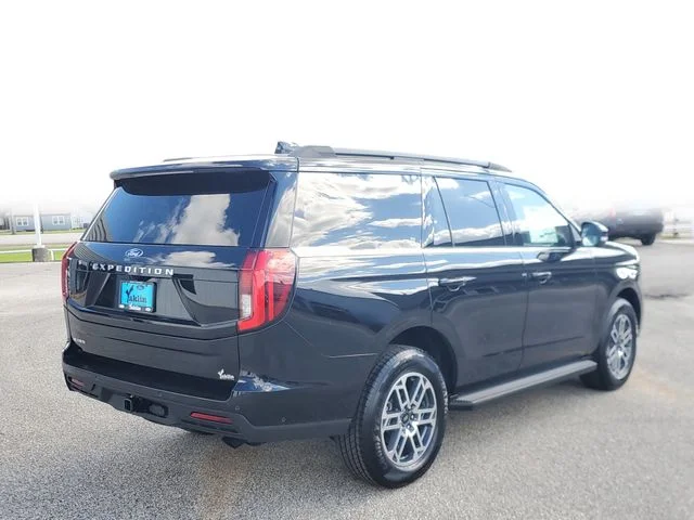 New 2025 Agate Black Metallic Ford Active image 4