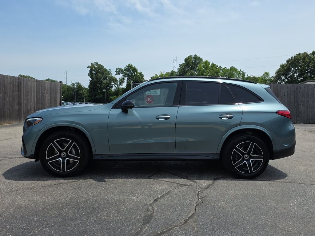 New 2026 Silver Mercedes-Benz GLC 300 image 2