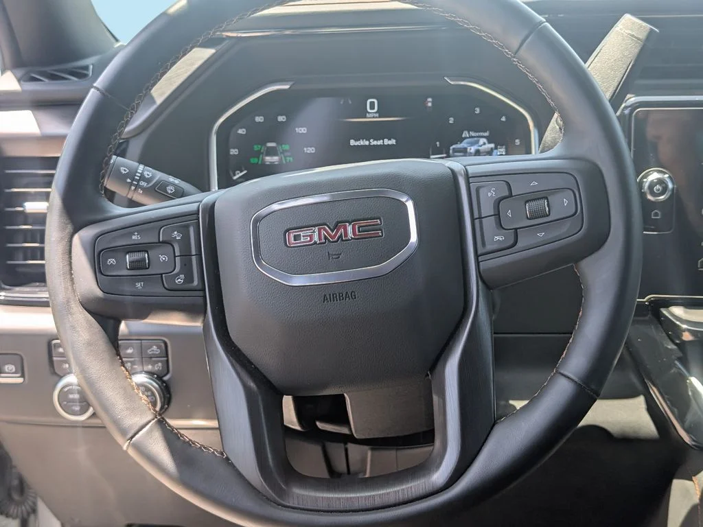 Used 2025 Silver GMC AT4 image 21