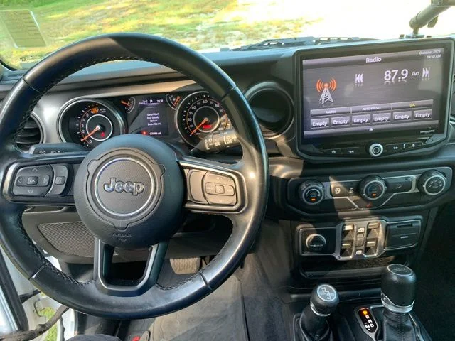 Used 2020 White Jeep Unlimited Sport S image 26
