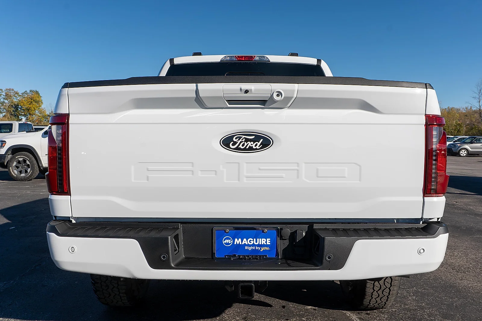 New 2026 Oxford White Ford XLT image 6
