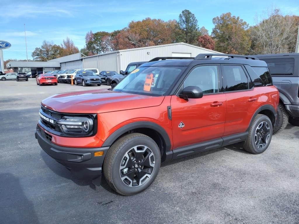 2024 Ford Bronco Sport Outer Banks 4X4's photo