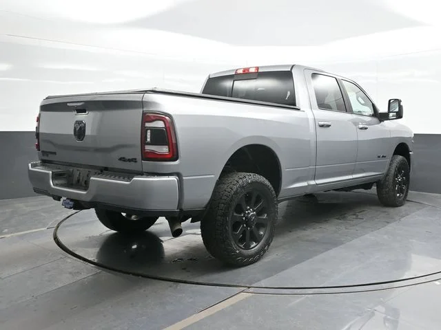 Used 2023 Silver Ram Laramie image 9