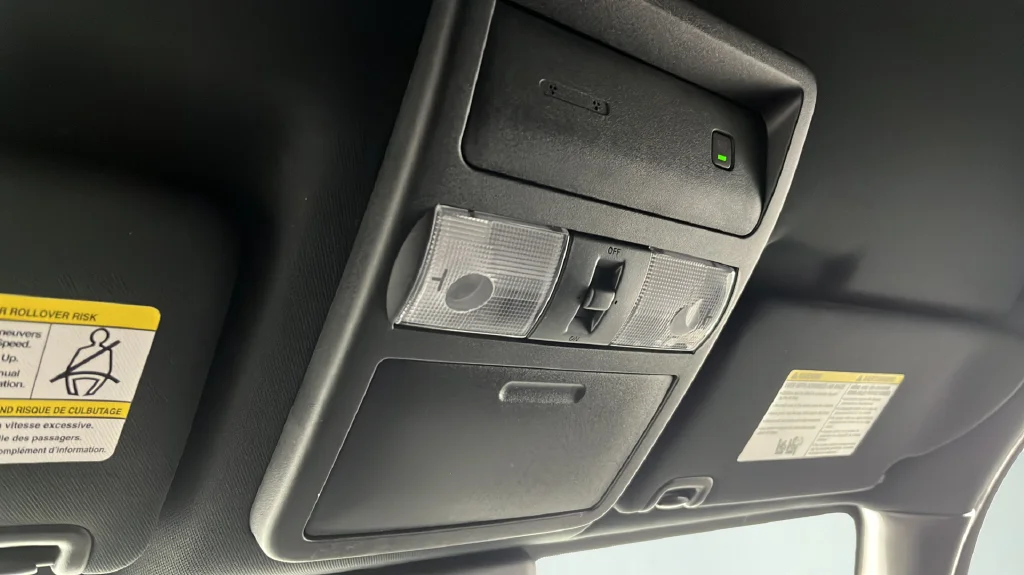 Used 2022 Beige Nissan PRO-4X image 31