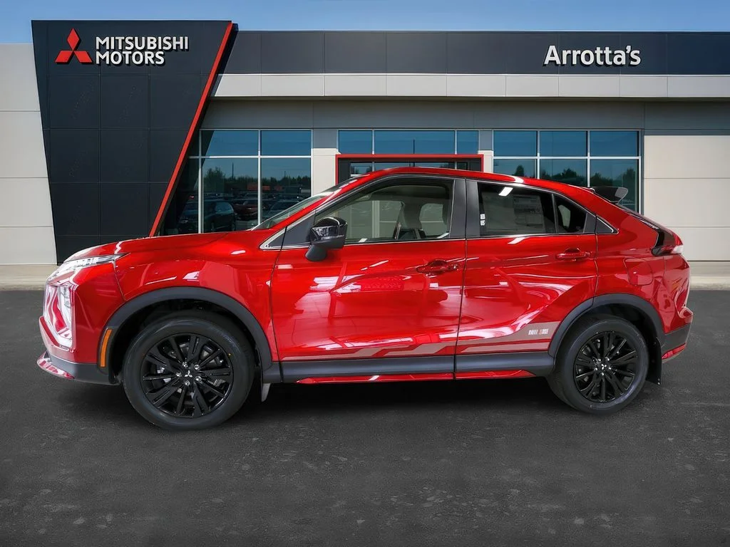 New 2026 Red Diamond Mitsubishi LE image 4