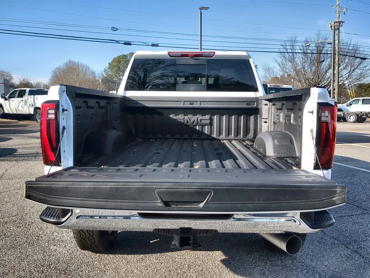 New 2026 Summit White GMC SLT image 27