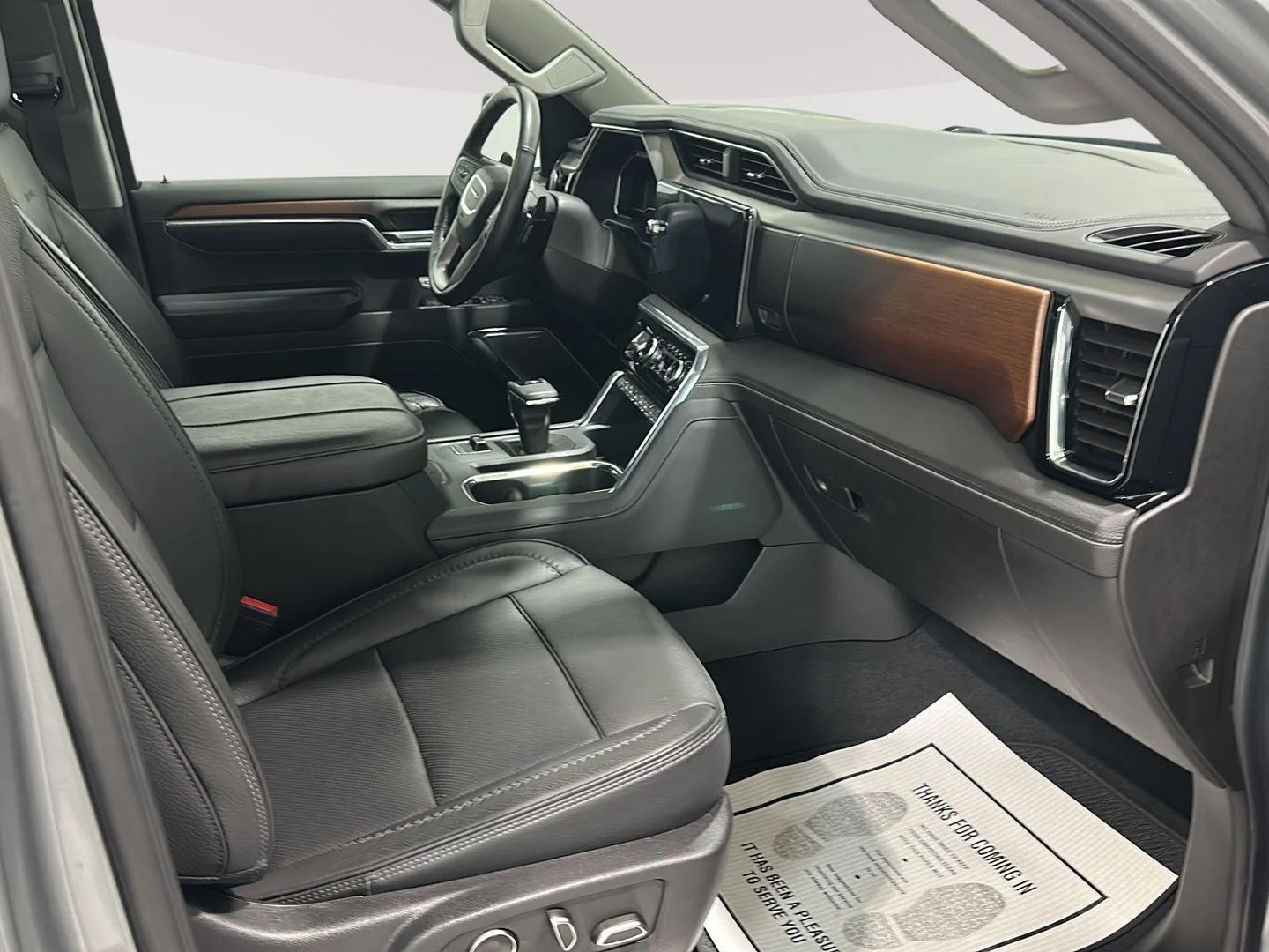 Used 2024 Sterling Metallic GMC Denali image 26