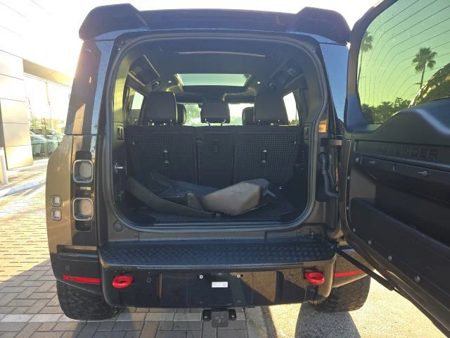 Used 2023 Gondwana Stone Metallic Land Rover X image 11