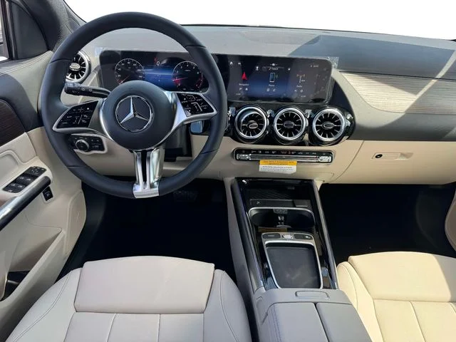New 2026 Polar White Mercedes-Benz GLA 250 image 13