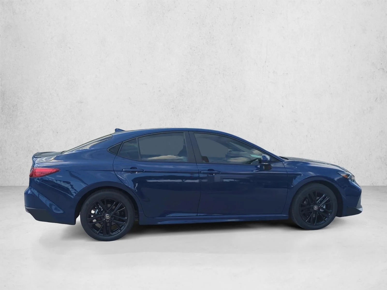 Used 2026 Reservoir Blue Toyota SE image 4