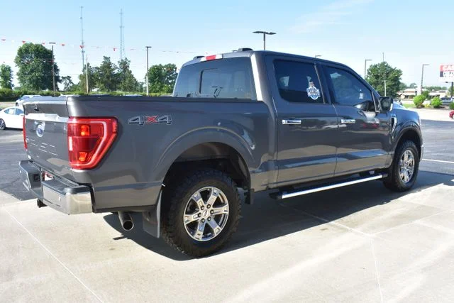 Used 2023 Gray Ford XLT image 5