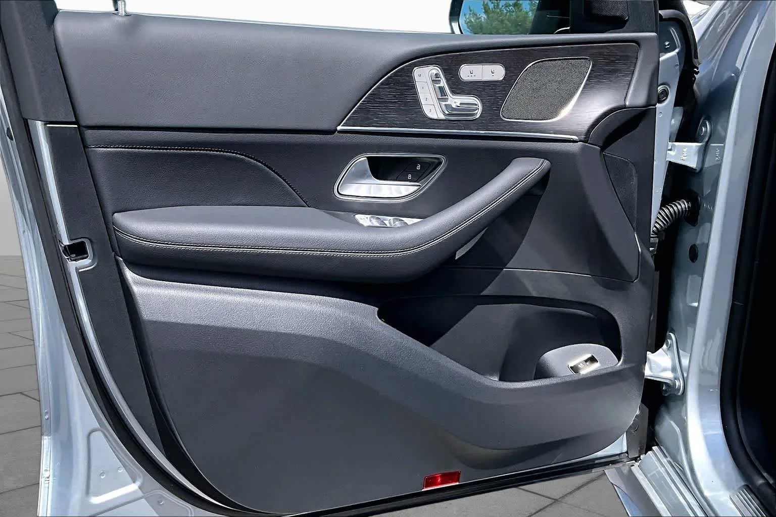 New 2026 Cirrus Silver Metallic Mercedes-Benz GLE 350 image 12