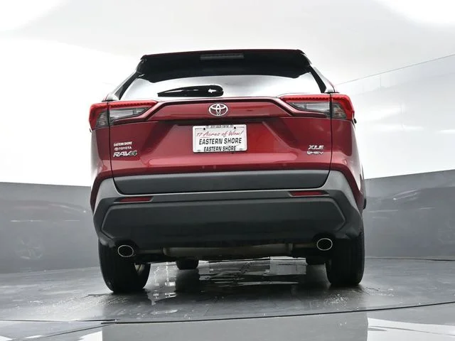 Used 2025 Red Toyota XLE image 36