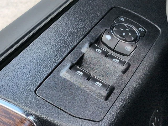 Certified Used 2019 Silver Spruce Ford Lariat image 23