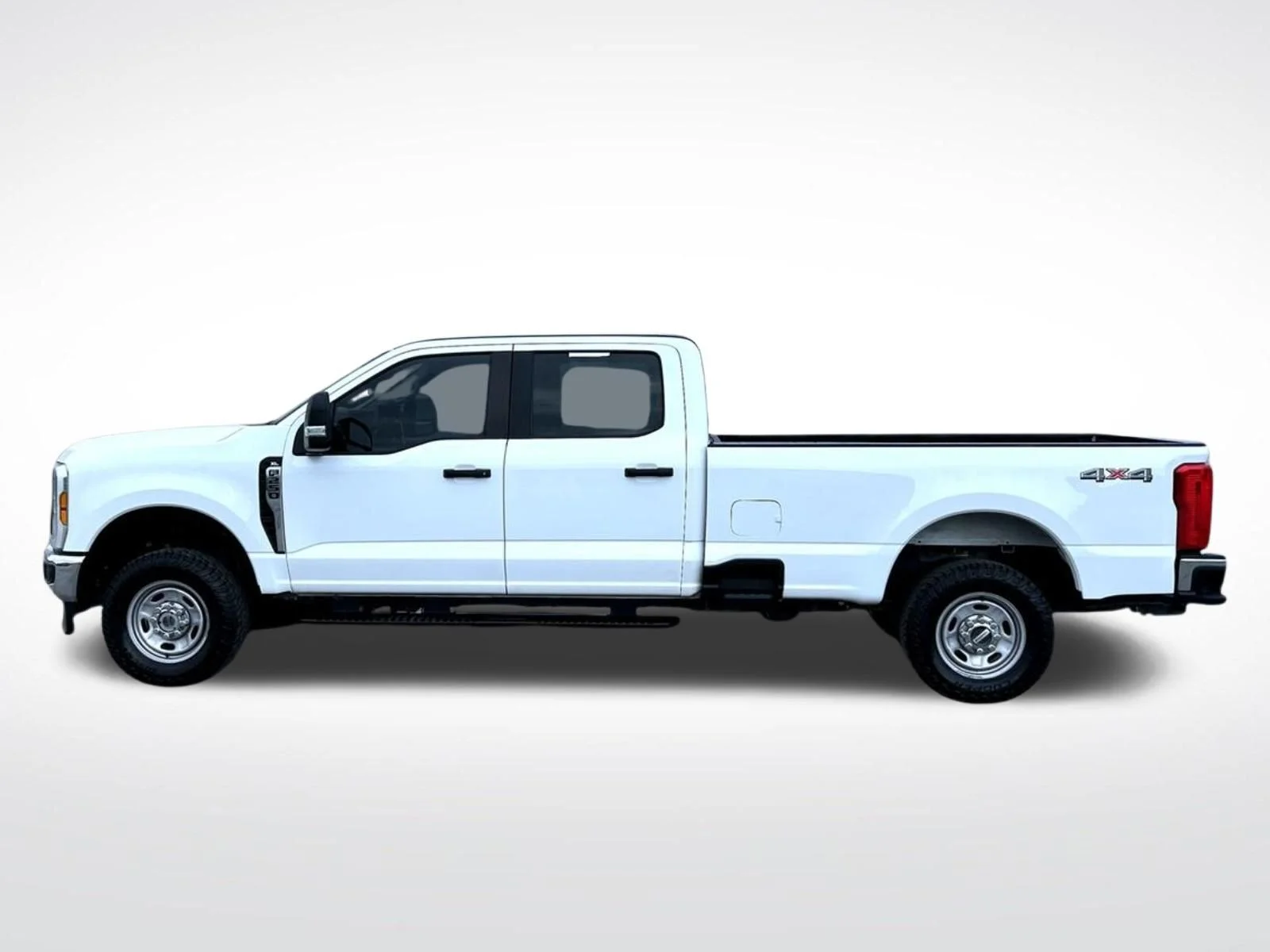 Certified Used 2024 White Ford XL image 9