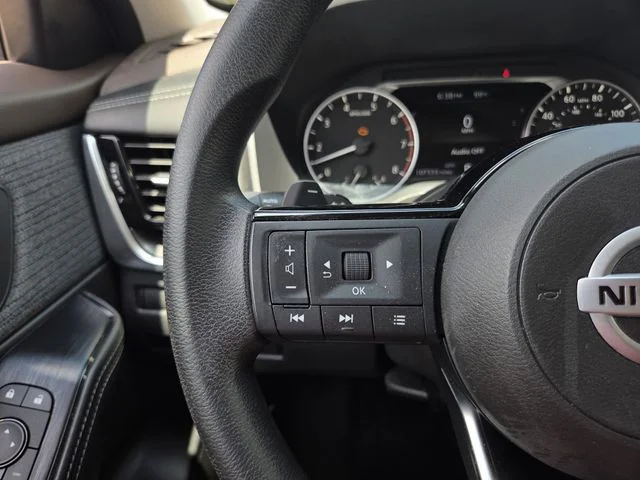 Used 2021 Super Black Nissan SV image 22