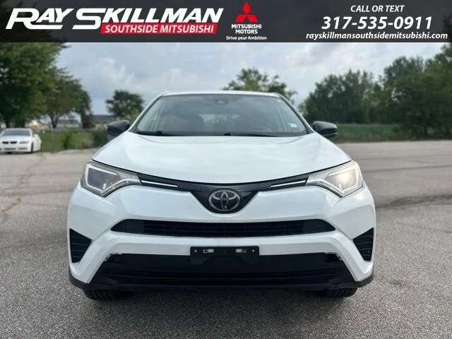 Used 2018 Toyota RAV4 LE with VIN JTMZFREV3JJ174767 for sale in New Whiteland, IN