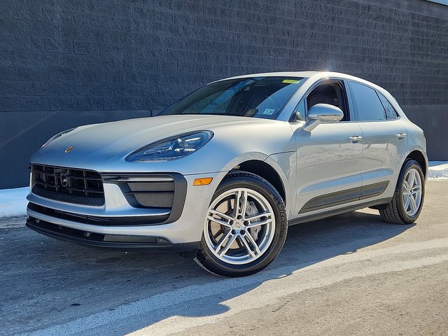 2025 Porsche Macan 
