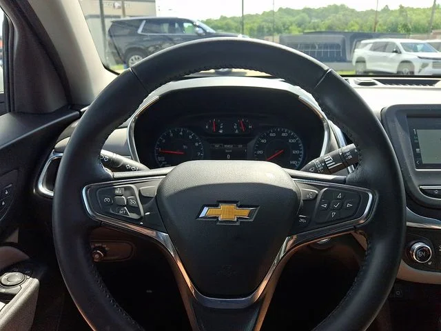 Used 2018 Silver Chevrolet LT image 19