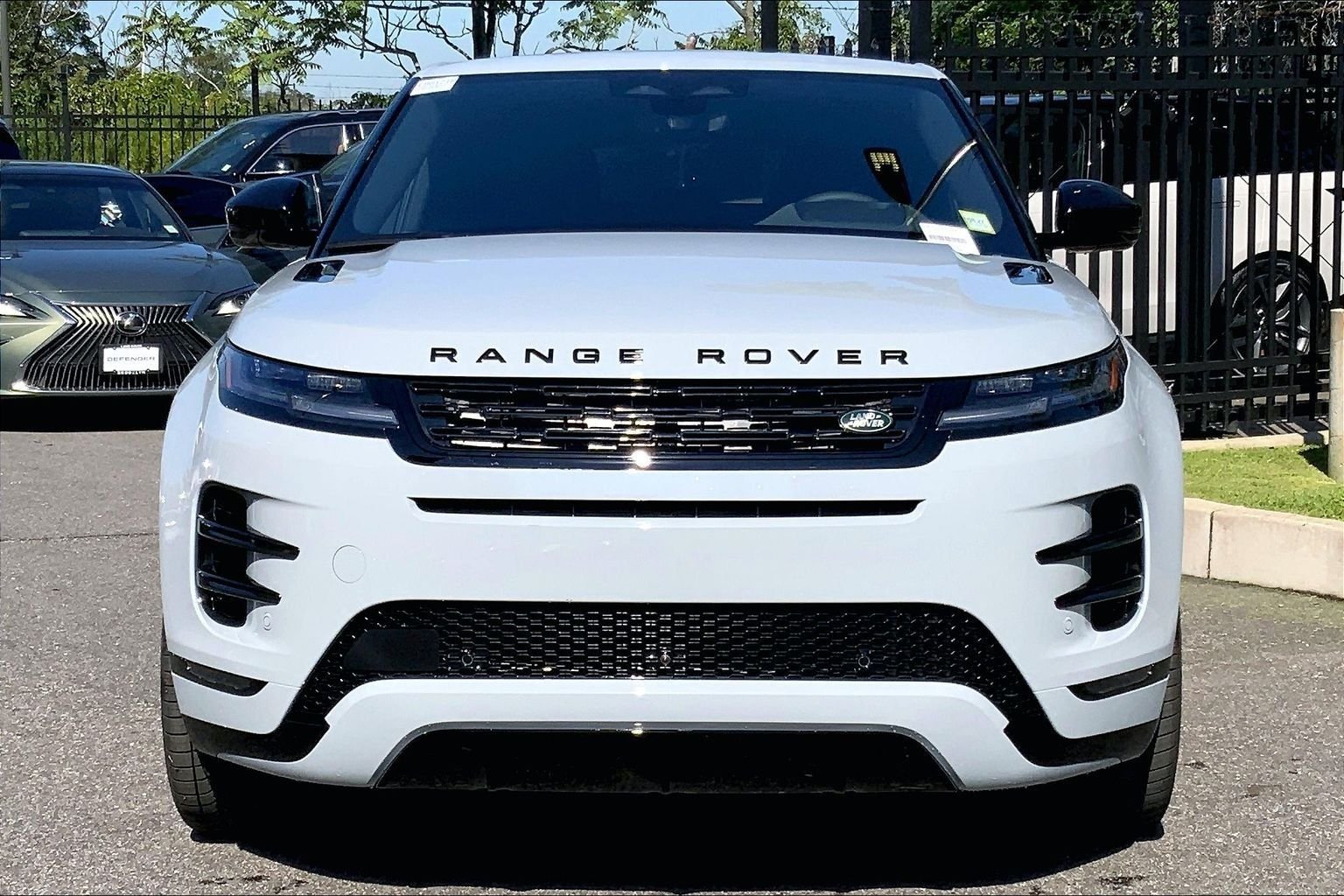 New 2026 Arroios Grey Land Rover Hoxton Edition image 3