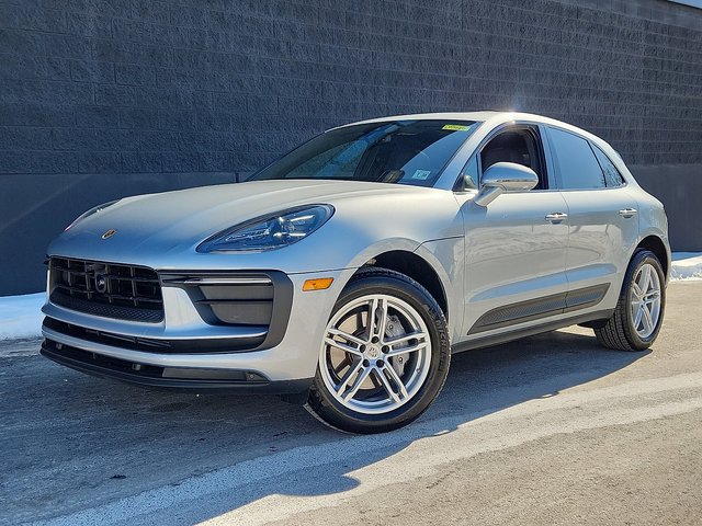2025 Porsche Macan 