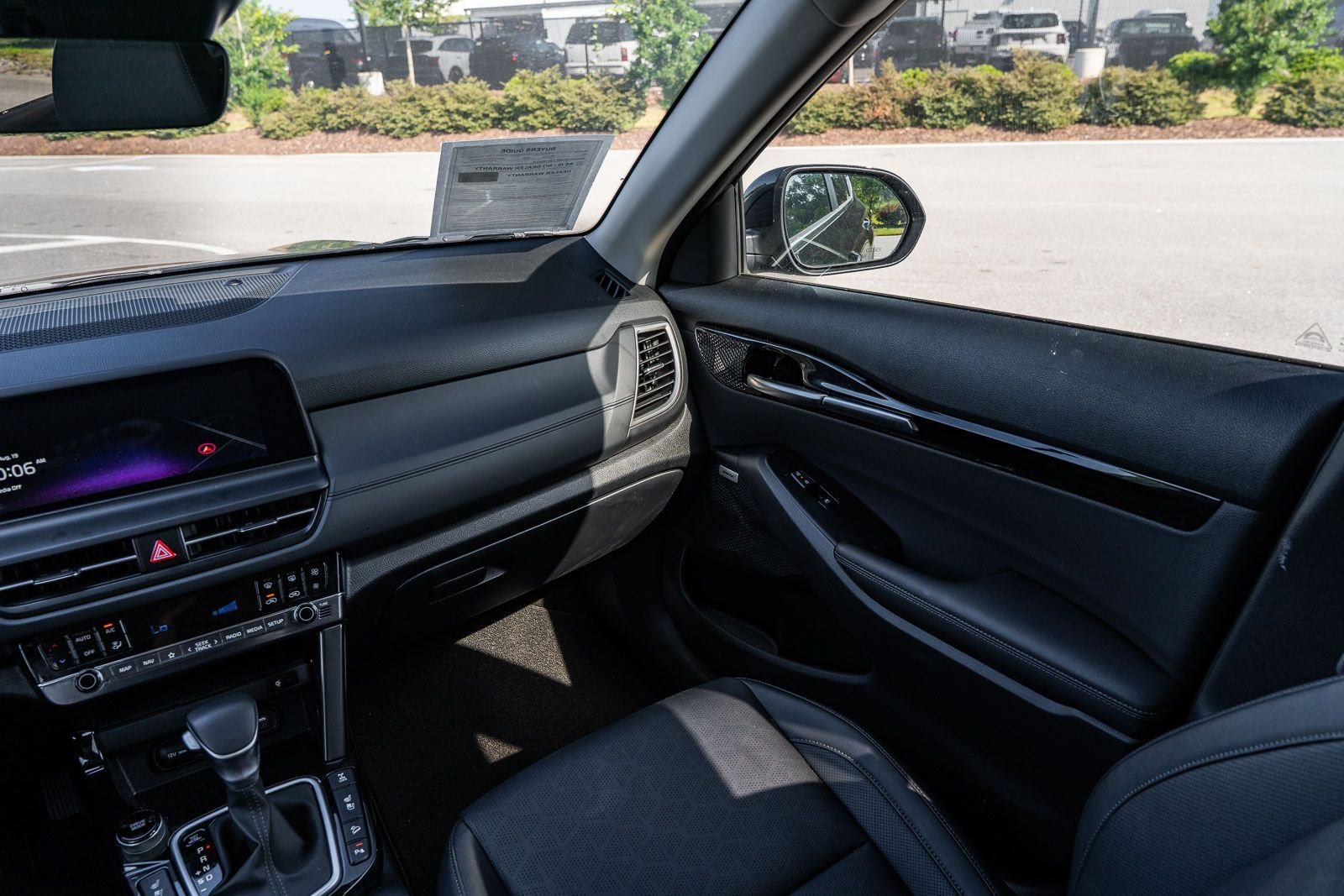 Used 2026 Black Kia SX image 29