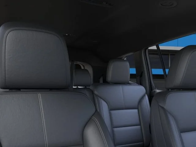 New 2026 Summit White GMC Elevation image 25