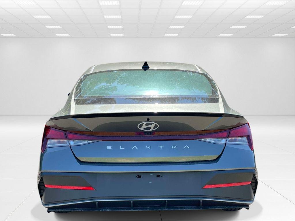 New 2026 Gray Hyundai SEL Sport Plus image 5