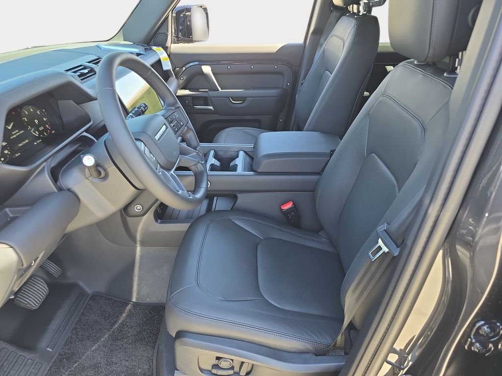 New 2026 Carpathian Grey Land Rover X-Dynamic SE image 15