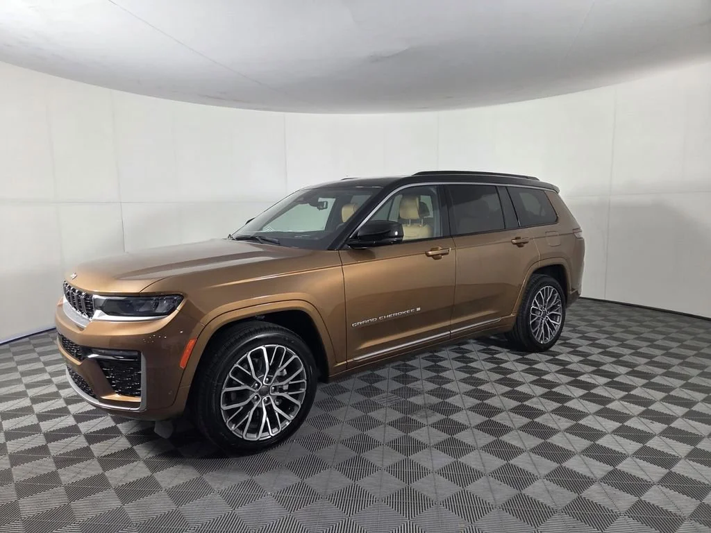 New 2026 Copper Shino Metallic Clear-Coat Exterior Paint Jeep Summit image 4