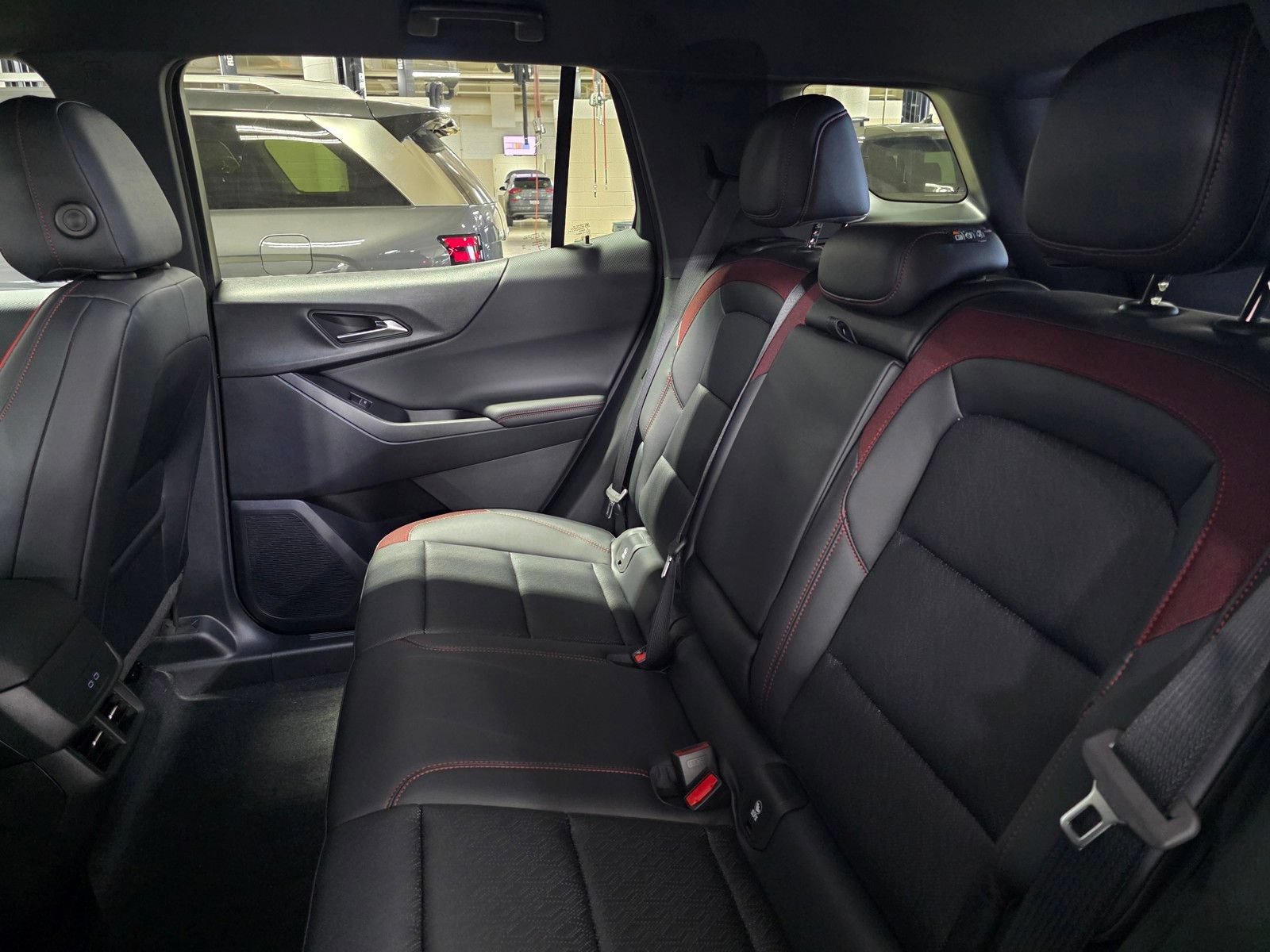 2027 Chevrolet Equinox RS - Photo 14