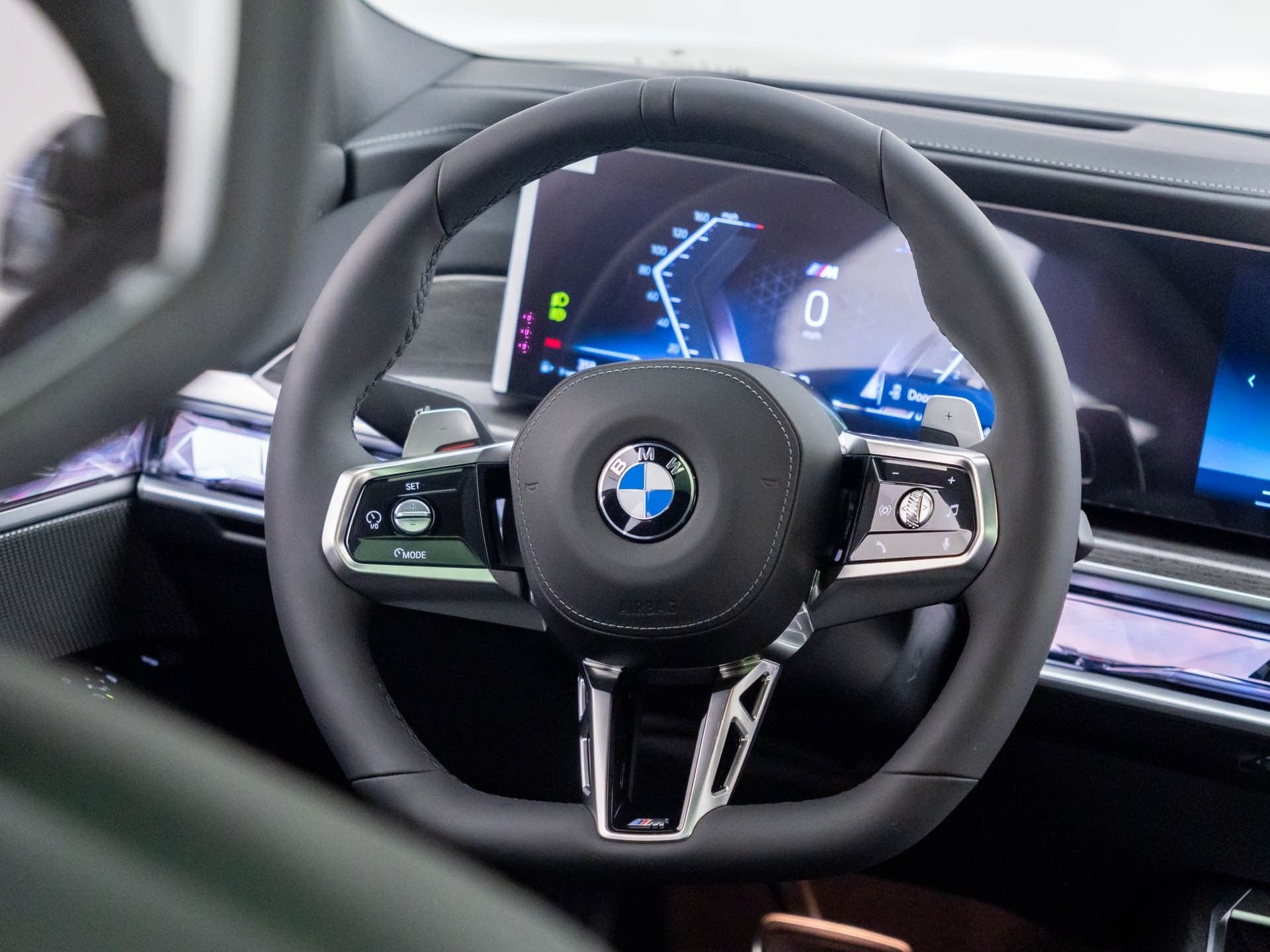 New 2026 Dravit Grey Metallic BMW 760i xDrive image 12