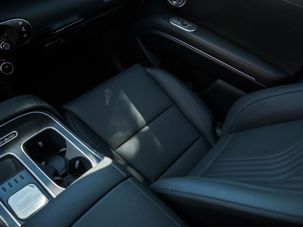 New 2026 Titan Green Hyundai SEL Premium 8P AWD image 27