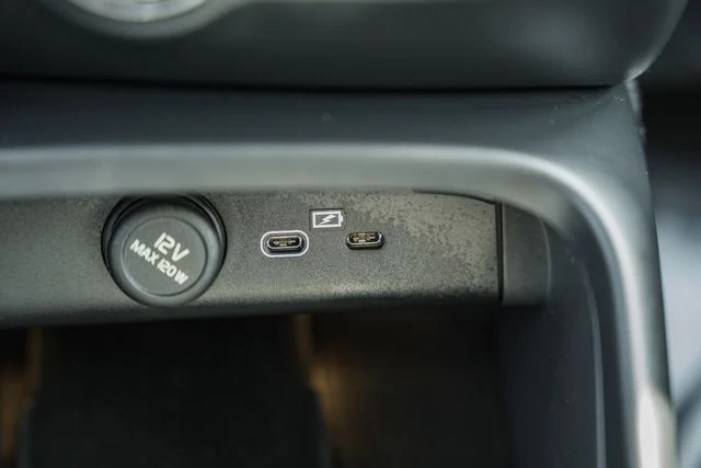 Certified Used 2023 Onyx Black Volvo Plus image 25