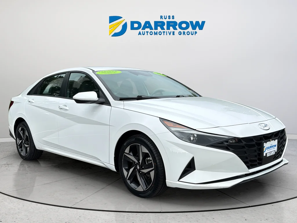 Used 2023 White Hyundai SEL image 7