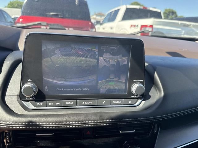 Used 2021 Gun Metallic Nissan SV image 21