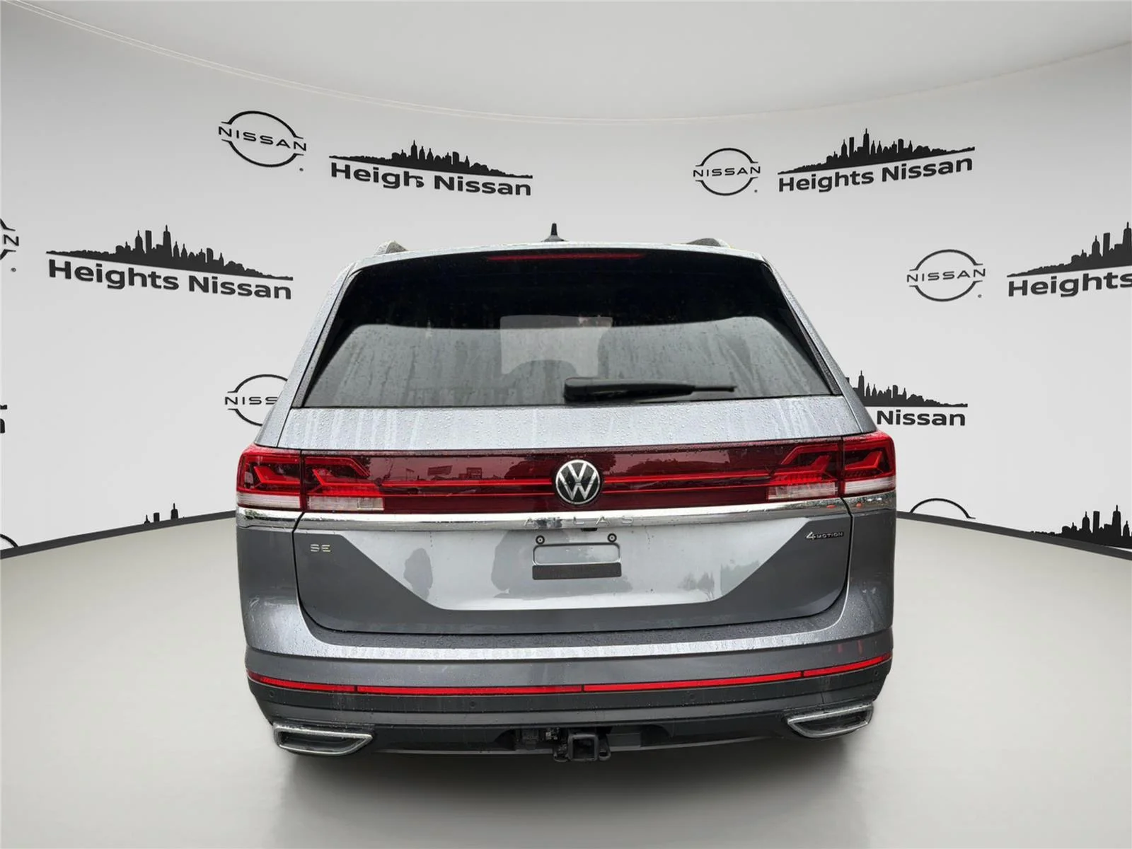 2025 Volkswagen Atlas SE w/Tech - Photo 4