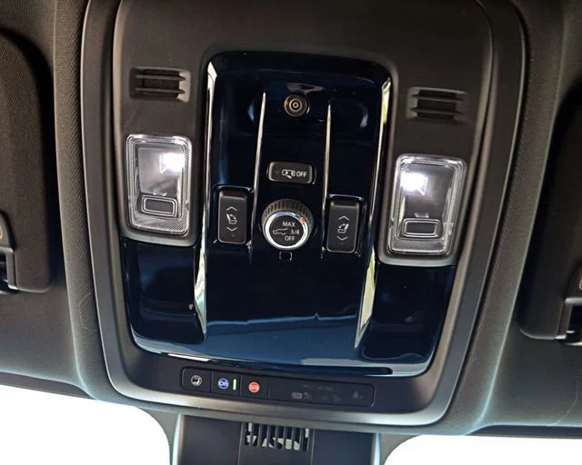 2026 Chevrolet Suburban LT - Photo 29