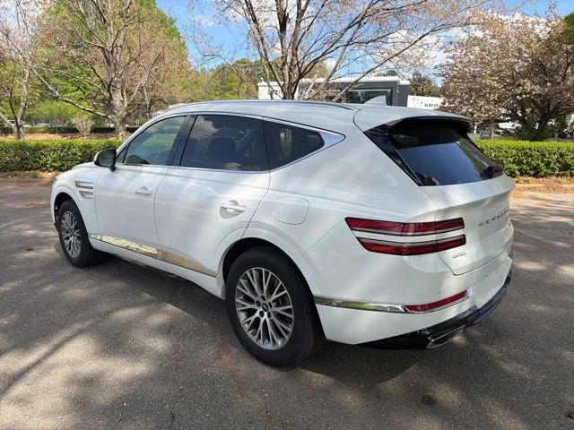 Used 2024 White Genesis 2.5T image 3