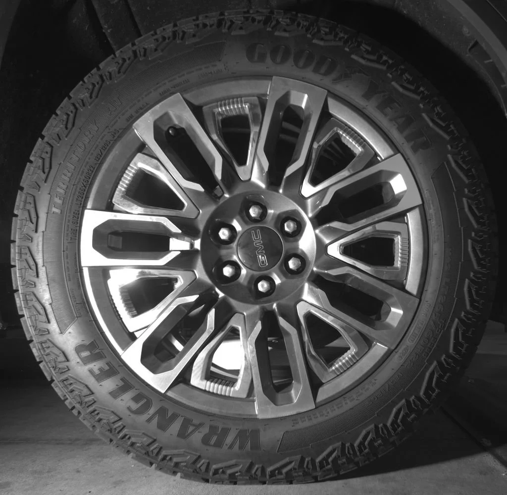 Used 2023 Titanium Rush Metallic GMC Denali Ultimate image 11