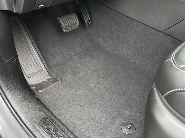 New 2025 Gray Jeep Limited image 20