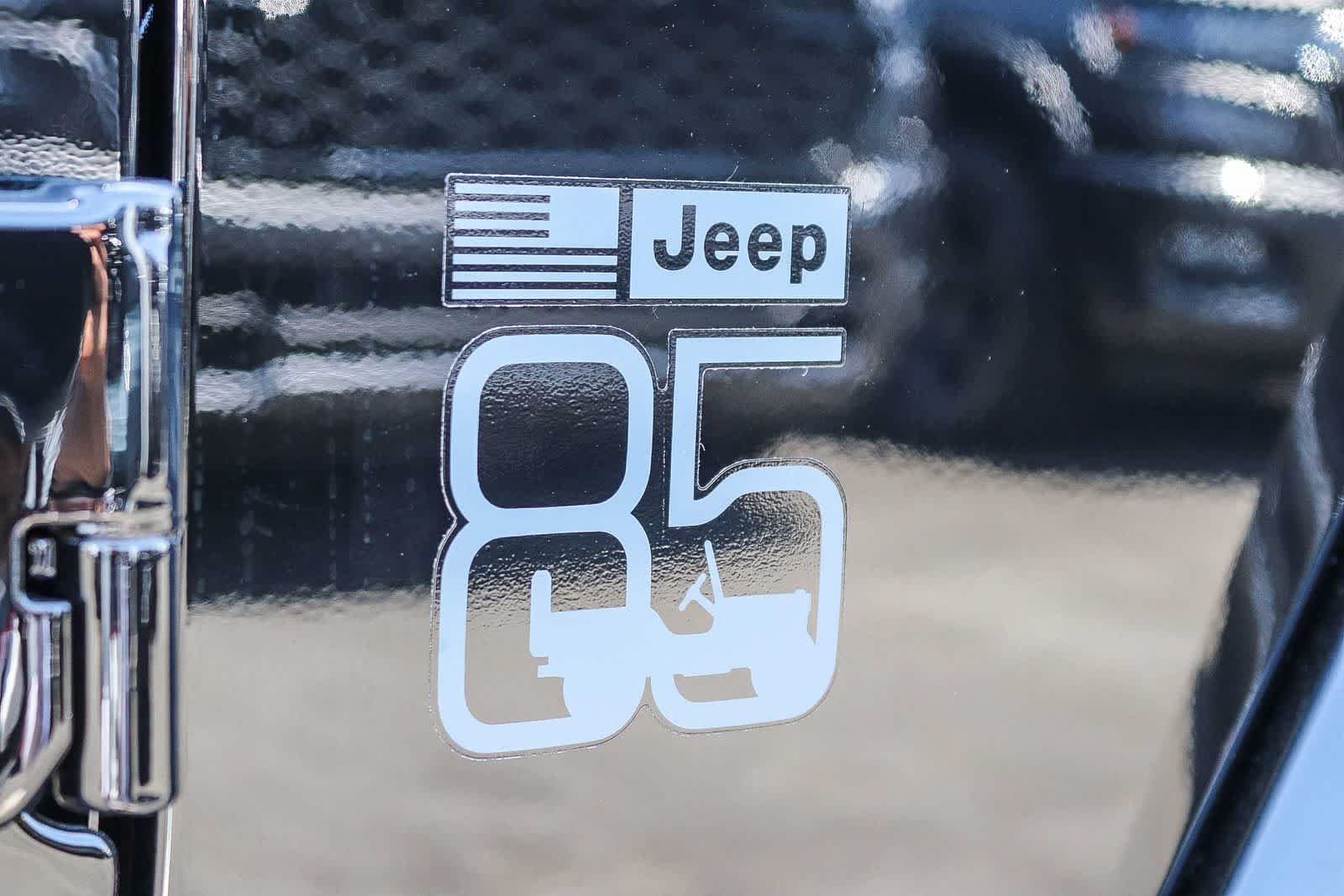 New 2026 Black Clear-Coat Exterior Paint Jeep 85th Anniversary image 10