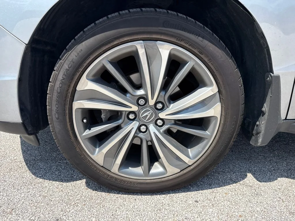 Used 2017  Acura 3.5L image 9